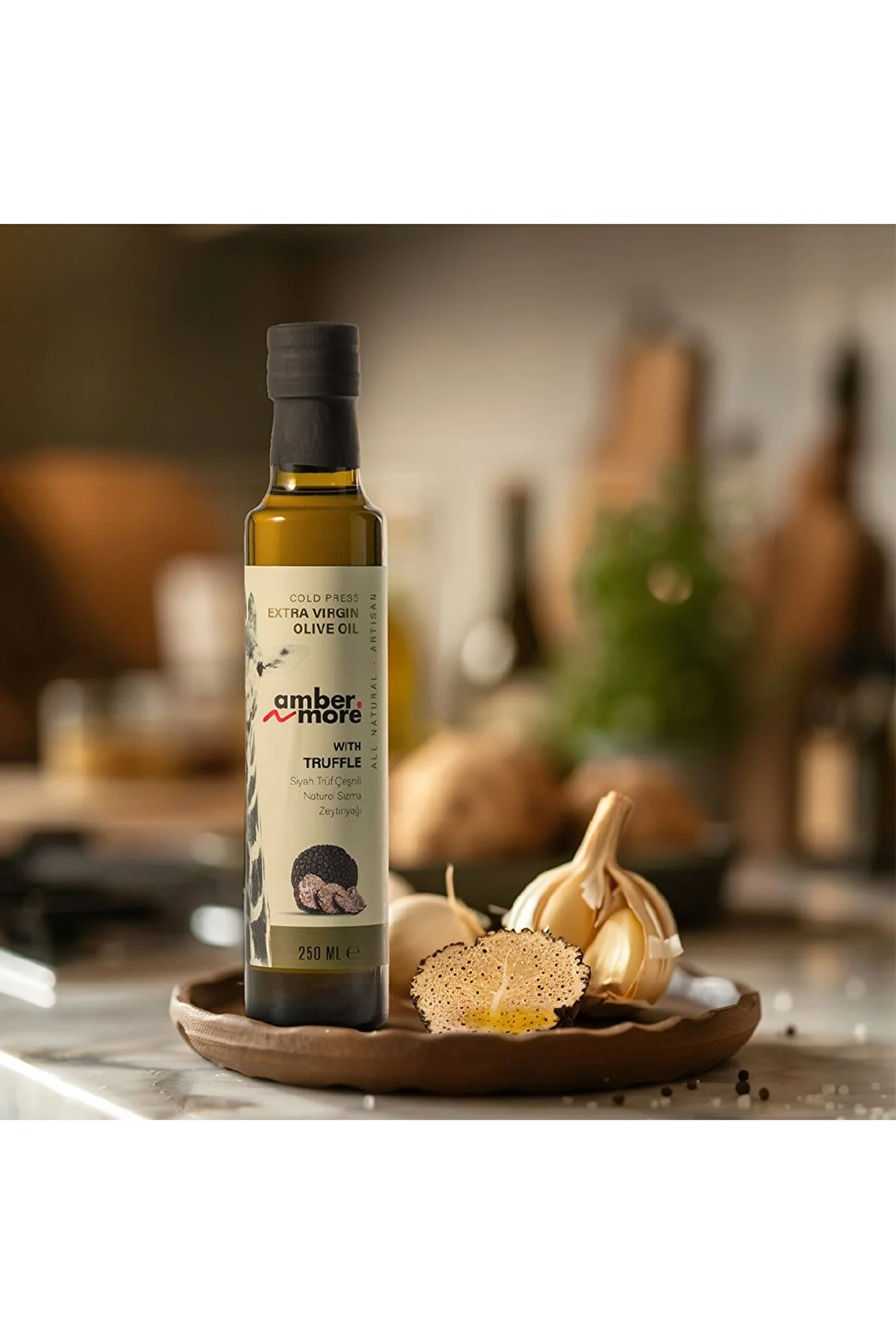 AMBERNMORE Siyah Trüf Çeşnili Naturel Sızma Zeytinyağı
